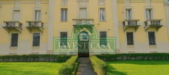 Квартира с 2 комнатами в Павия, Италия № 139447 17