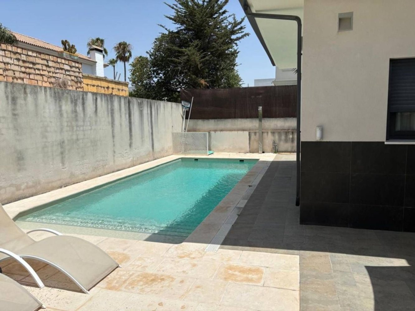 Дом с 5 спальнями в Херес, Испания № 146846