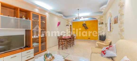 2 bedrooms Apartment in Rome, Italy No. 342393 2