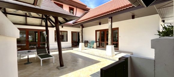 4 bedrooms Villa for sale in Pattaya, Chonburi, Eastern Thailand, Thailand № 146065 20