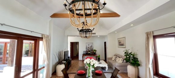 4 bedrooms Villa for sale in Pattaya, Chonburi, Eastern Thailand, Thailand № 146065 10