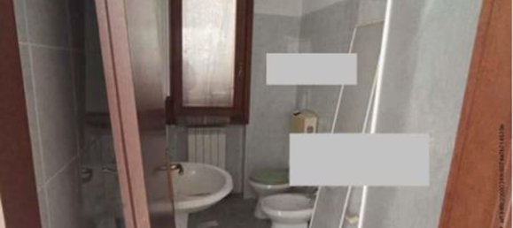 Квартира с 3 комнатами в Казальдзуиньо, Италия № 105695 4