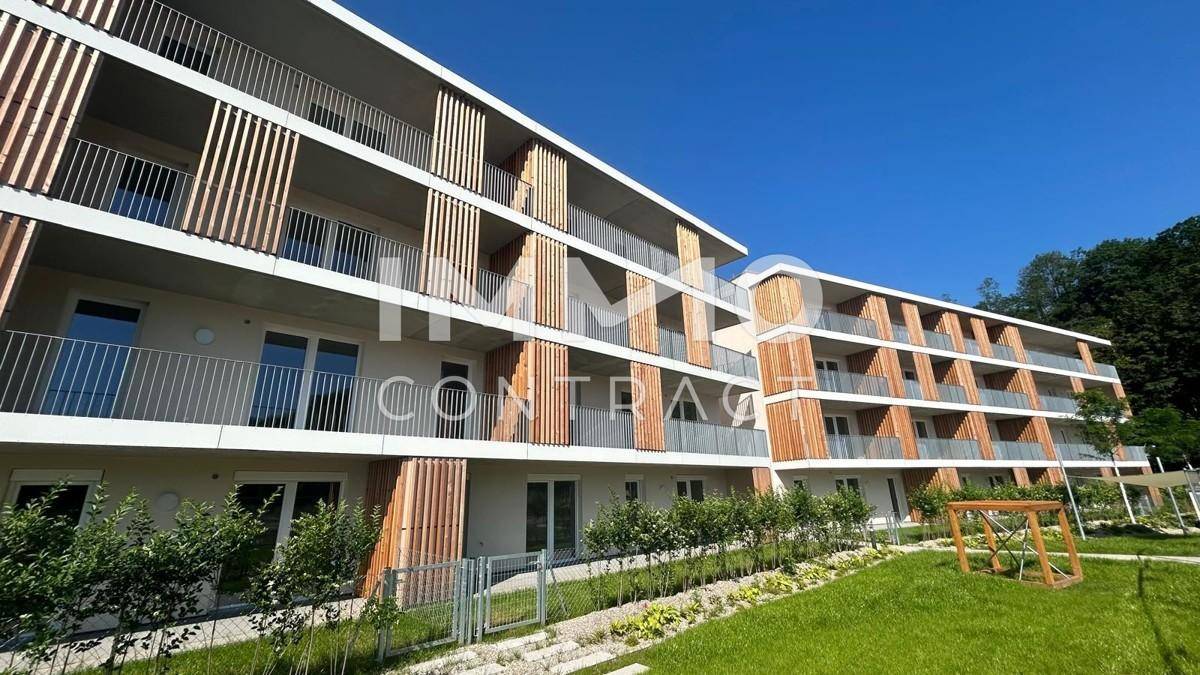 Apartamento de 2 dormitorios en St. Polten, Austria No. 569