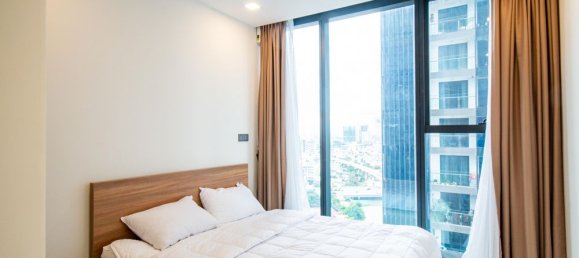 3 bedrooms Apartment in District 1, Vietnam No. 18384 2