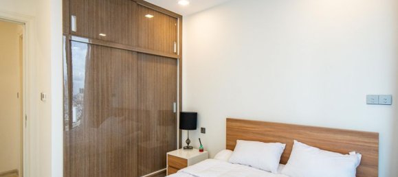 3 bedrooms Apartment in District 1, Vietnam No. 18384 5