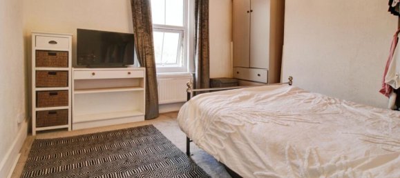 2 bedrooms House in Edenbridge, United Kingdom No. 10767 10