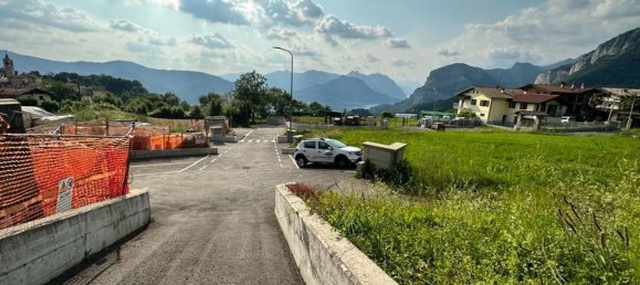 Terrain à Calolziocorte, Italy 1962m² No. 85817 2