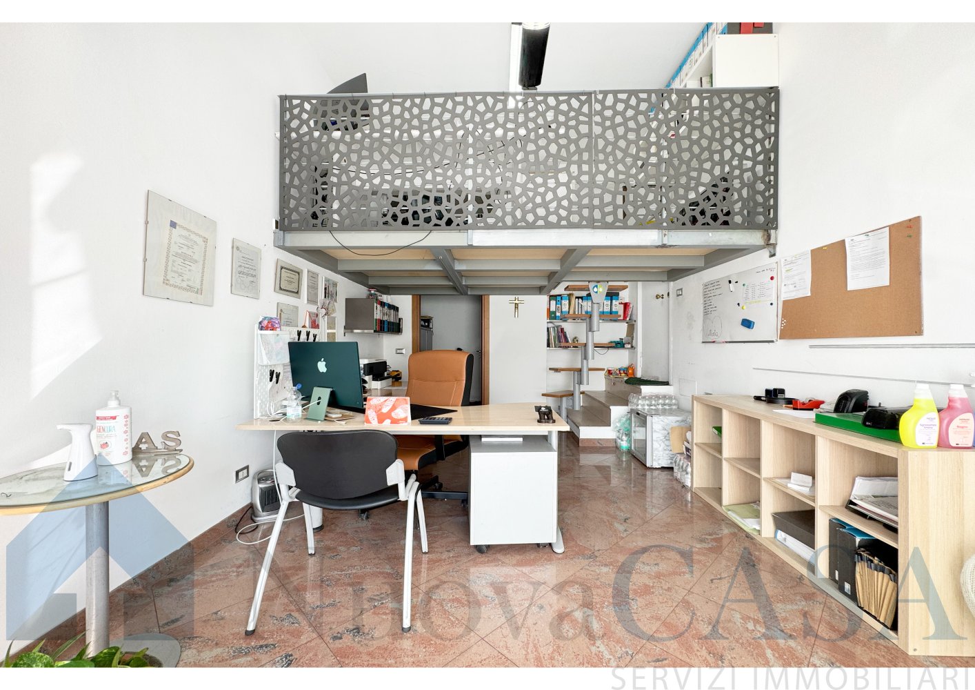 1 room Commercial property in Milan, Italy No. 269538