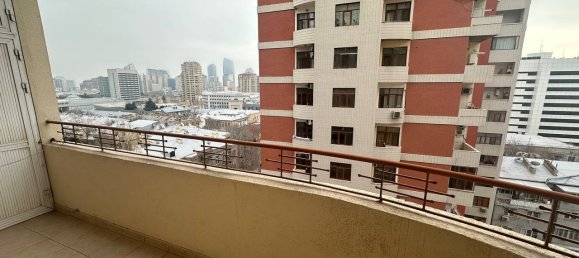 3 Schlafzimmer Wohnung in Nasimi, Azerbaijan, Nr. 1941 15