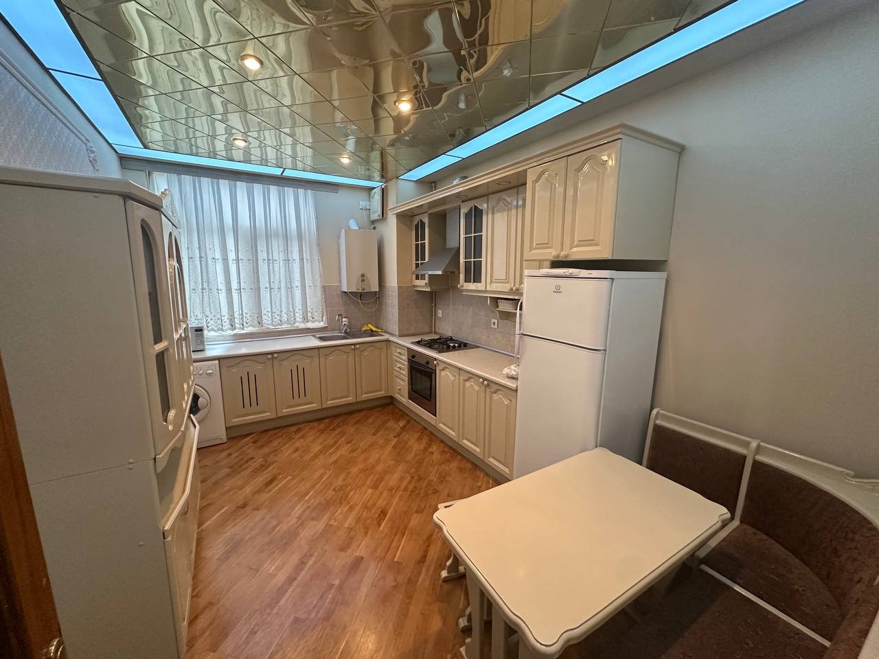 Apartamento T3 em Nasimi, Azerbaijan N.º 1941