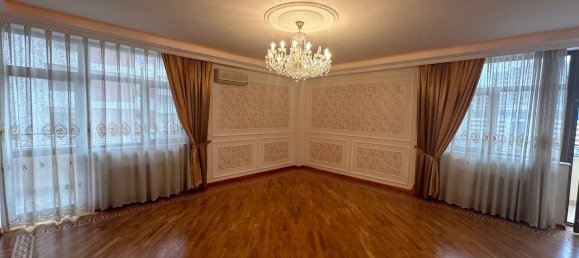 3 Schlafzimmer Wohnung in Nasimi, Azerbaijan, Nr. 1941 9