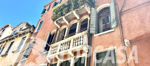 3 bedrooms Apartment in Venice, Italy No. 342092 14