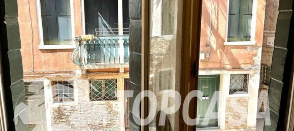 3 bedrooms Apartment in Venice, Italy No. 342092 5