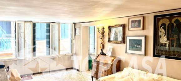 3 bedrooms Apartment in Venice, Italy No. 342092 2