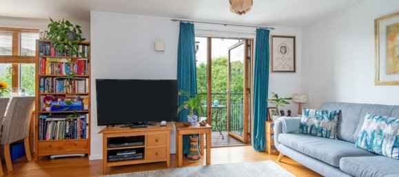 2 bedrooms Apartment in London, United Kingdom No. 12572 9