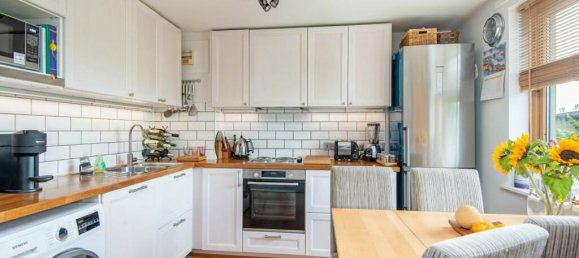 2 bedrooms Apartment in London, United Kingdom No. 12572 3