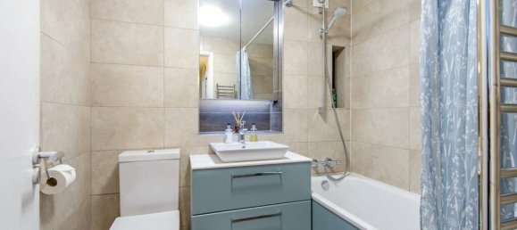 2 bedrooms Apartment in London, United Kingdom No. 12572 13