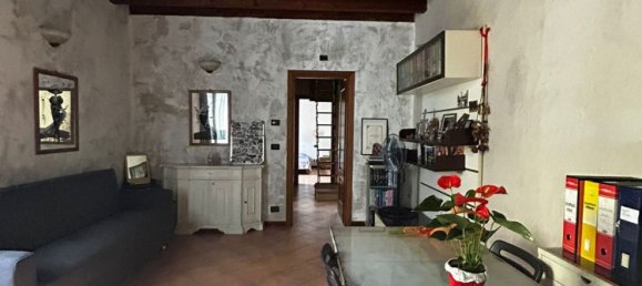 2 bedrooms Apartment in Brescia, Italy No. 381907 3