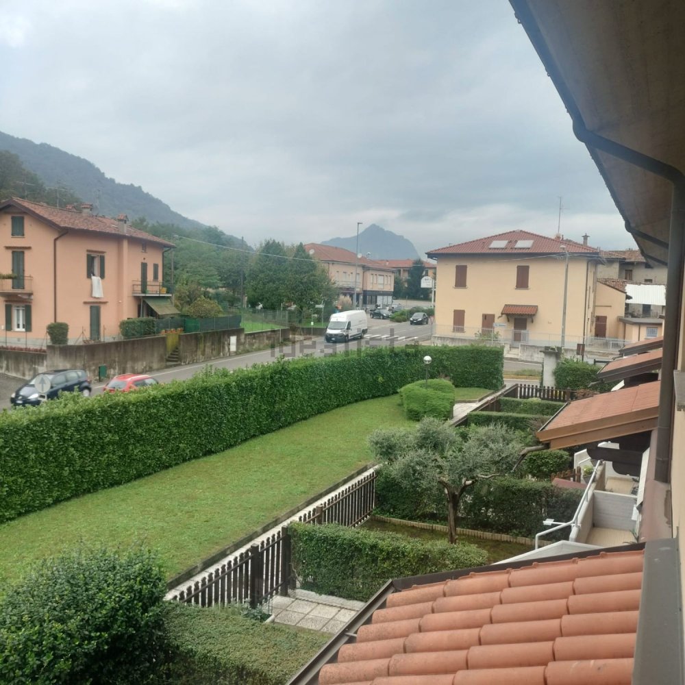 4-salle Maison à Olginate, Italy No. 12372