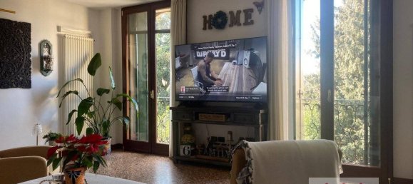 3 bedrooms Apartment in Vicenza, Italy No. 365166 3