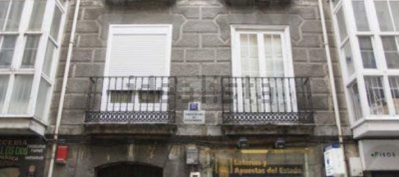 Ático de 3 dormitorios en Burgos, Spain No. 88035 2