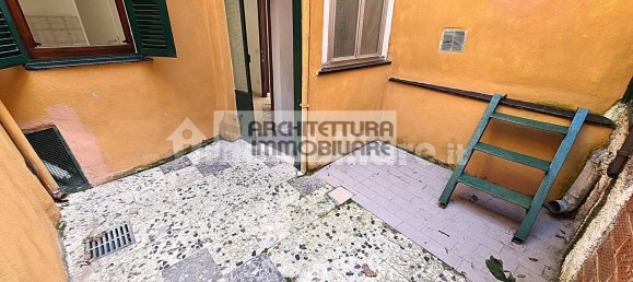 3 rooms Apartment in Albisola Superiore, Italy No. 276151 3
