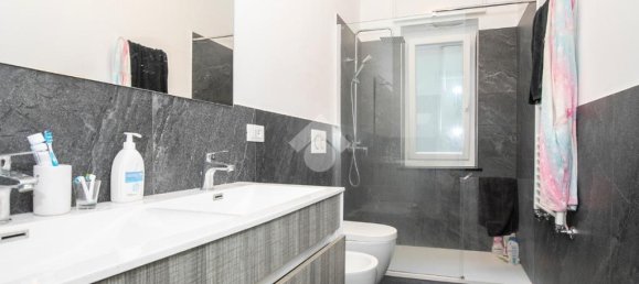 2 bedrooms Apartment in Genoa, Italy No. 305624 29