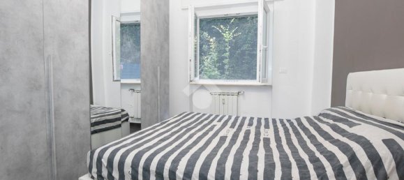 2 bedrooms Apartment in Genoa, Italy No. 305624 3