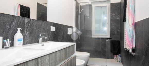 2 bedrooms Apartment in Genoa, Italy No. 305624 28