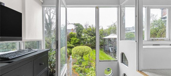 3 bedrooms House in Finchley, United Kingdom No. 6696 33