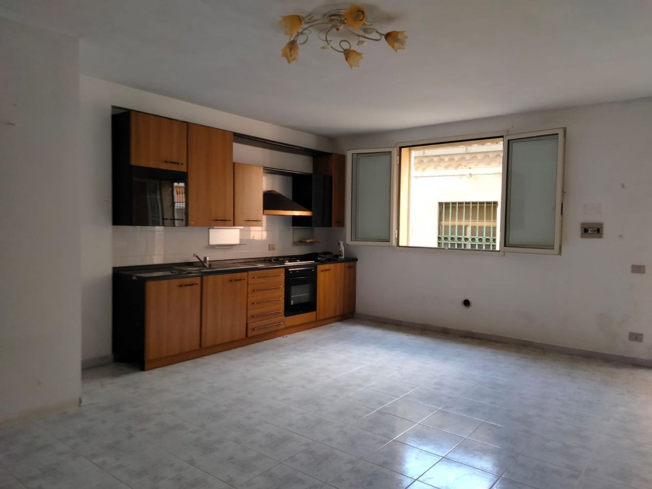 Квартира с 3 комнатами в Рионеро Саннитико, Италия № 164318