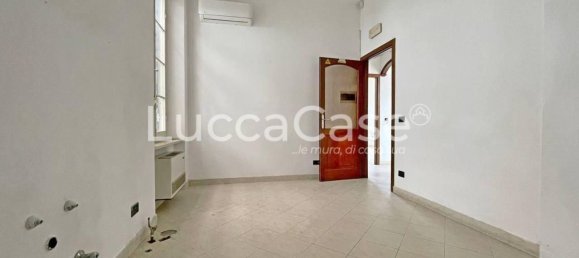 Büro in Seravezza, Italy 150m², Nr. 152971 16