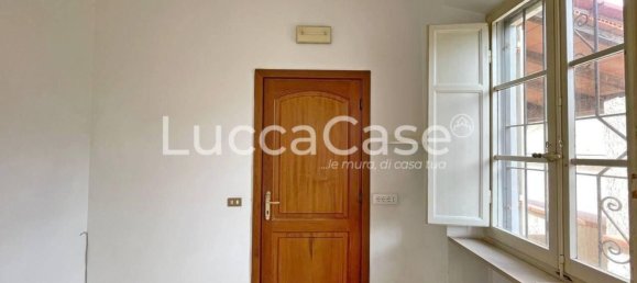 Büro in Seravezza, Italy 150m², Nr. 152971 28