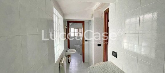 Büro in Seravezza, Italy 150m², Nr. 152971 20