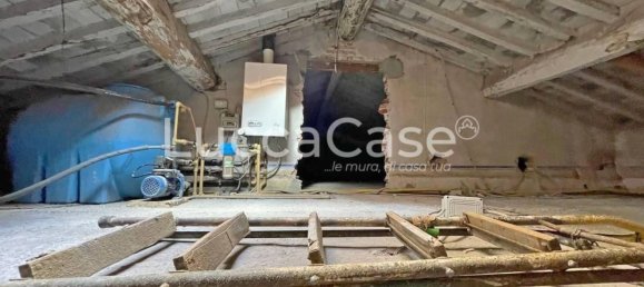 Büro in Seravezza, Italy 150m², Nr. 152971 23