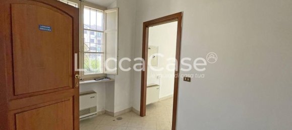 Büro in Seravezza, Italy 150m², Nr. 152971 29