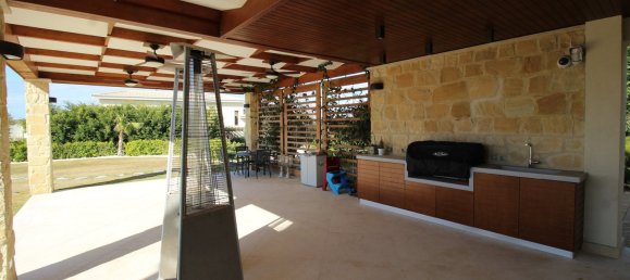 6 bedrooms Villa in Aphrodite Hills, Cyprus No. 21737 4