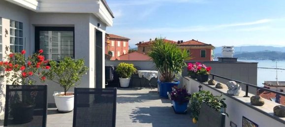 4 rooms Penthouse in La Spezia, Italy No. 72016 2