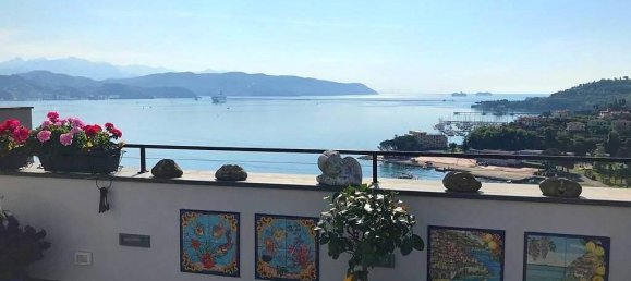 4 rooms Penthouse in La Spezia, Italy No. 72016 3