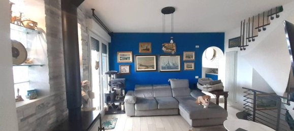 4 rooms Penthouse in La Spezia, Italy No. 72016 6