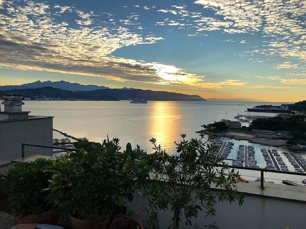 4 rooms Penthouse in La Spezia, Italy No. 72016