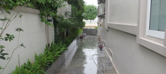 Вилла с 4 спальнями в Лонгбьен, Вьетнам № 3695 3