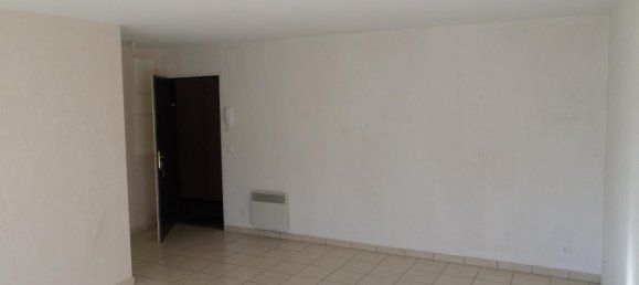 Apartamento de 1 dormitorio en Henin-Beaumont, France No. 76461 2
