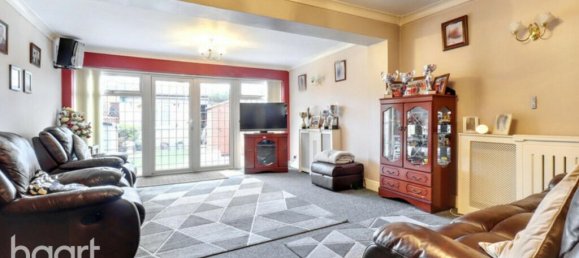 3 bedrooms House in Rainham, United Kingdom No. 4844 7