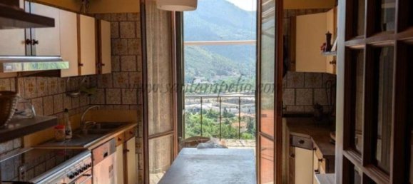 5 bedrooms Villa in Ventimiglia, Italy No. 313312 2