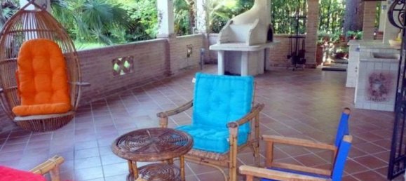 10-Zimmer Villa in Sarzana, Italy, Nr. 128440 2