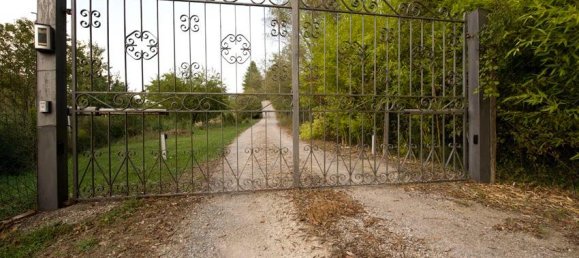 5 bedrooms Villa in Castelnuovo Berardenga, Italy No. 302058 4