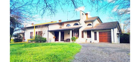 3 chambres Villa à Castel Goffredo, Italy No. 251481 8