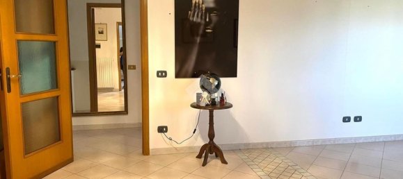 Ático de 4 dormitorios en Acerra, Italy No. 311574 10