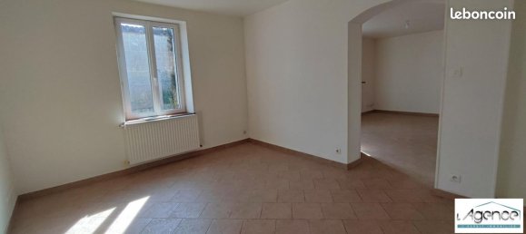 244m² Garage in Brou, France No. 90857 9